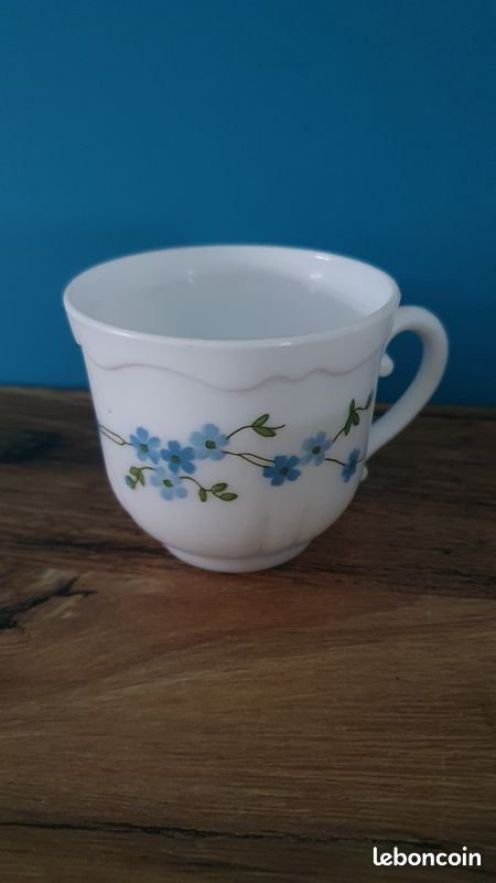 2 mugs arcopal veronica myosotis