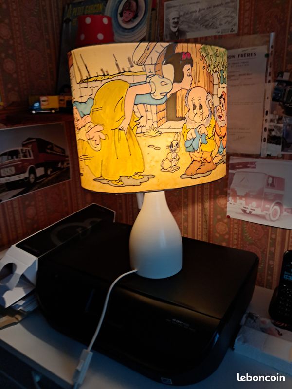 Belle lampe sur pied en bois peint (image 12)