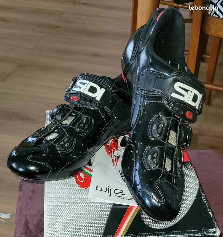 Chaussures de vélo Sidi Taille 40 - Équipements vélos