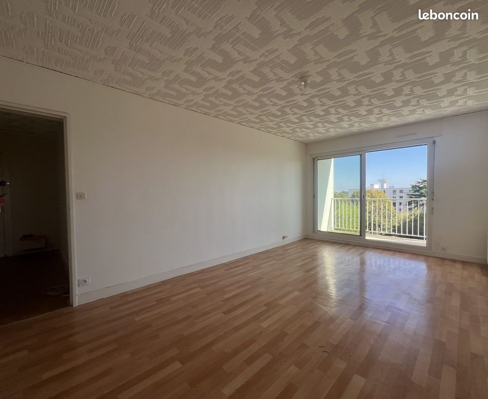Appartement 3 pièces 68 m² · à Saint-Jean-de-la-Ruelle · 68 m² · 118 000 €