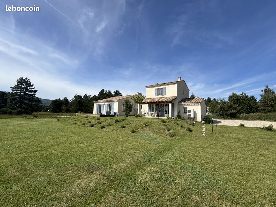Maison 7 pièces 197 m² · à Sault · 197 m² · 434 000 €