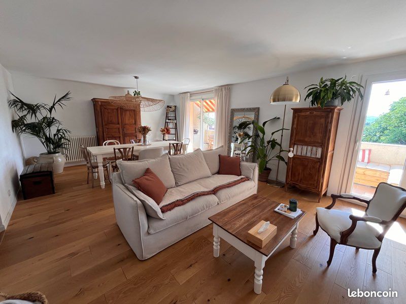 Appartement 3 pièces 77 m² · à Vernaison · 77 m² · 289 000 €