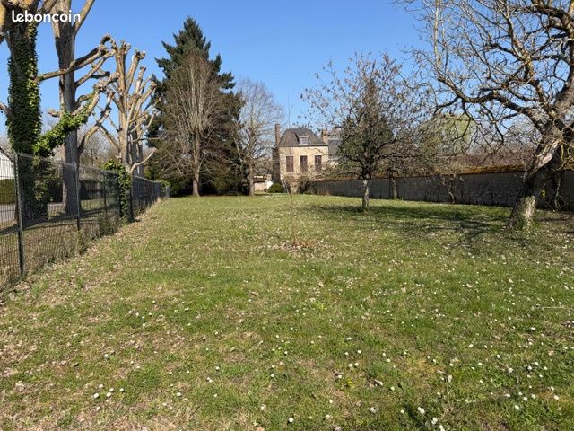 Terrain 593 m² · à Chécy · 593 m² · 117 700 €