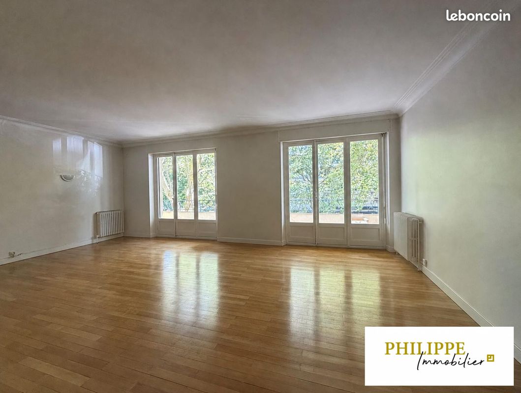 Appartement 3 pièces 94 m² · à Grenoble · 94 m² · 230 000 €
