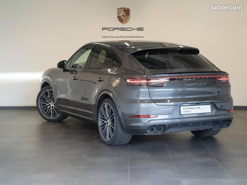 Porsche Cayenne Coupé 4.0 V8 680ch Turbo S E-Hybrid (image 3)