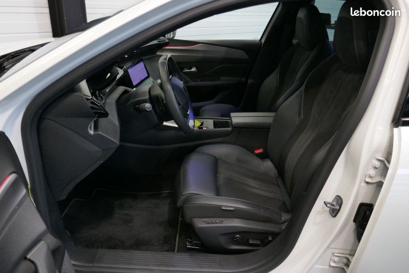 Peugeot 308 1.5 BLUEHDI 130CH S&S GT EAT8 (image 11)