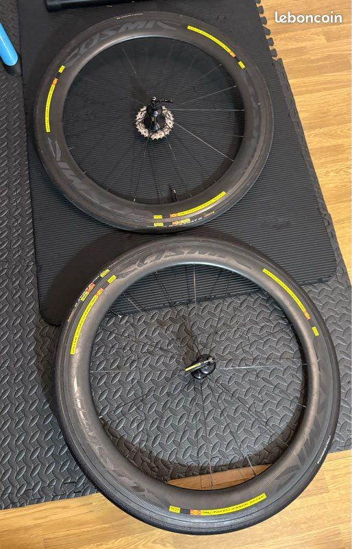 Paire roues carbone Mavic Cosmic SLR – profil haut – pneus Continental – 750 (image 2)