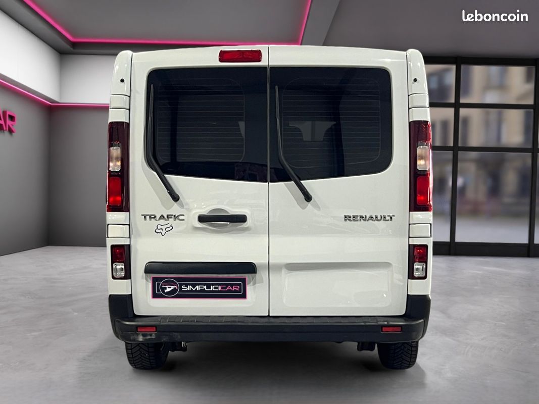 RENAULT TRAFIC COMBI 9 PLACES 1.6 DCI LIFE 125Ch 9 Places (image 6)