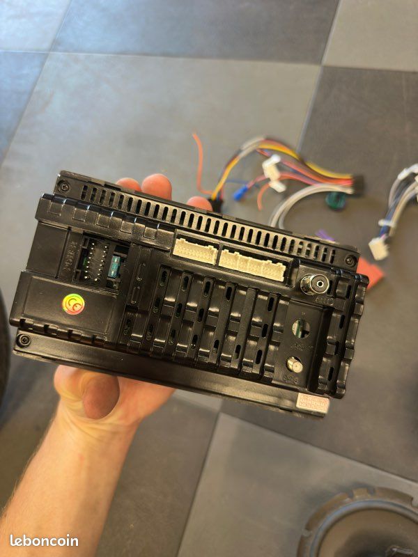 Écran CarPlay 2 DIN Bluetooth avec adaptateur (image 3)