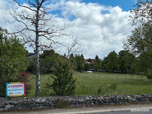 Terrain 2081 m² BEAULIEU