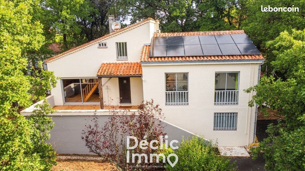 Maison 7 pièces 171 m² · à Saint-Même-les-Carrières · 171 m² · 249 755 €