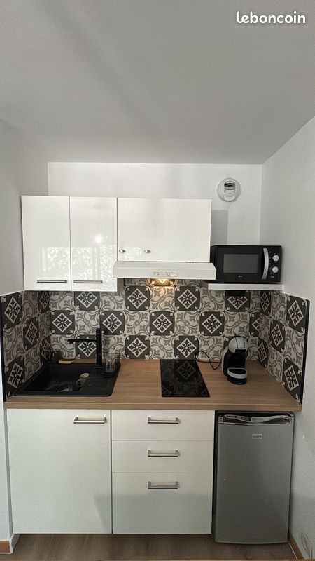 Appartement 1 pièce 23 m² · à Aix-en-Provence · 23 m² · 700 €/mois