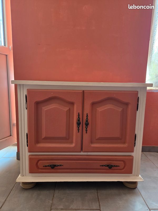 Petit buffet / meuble de rangement (image 1)