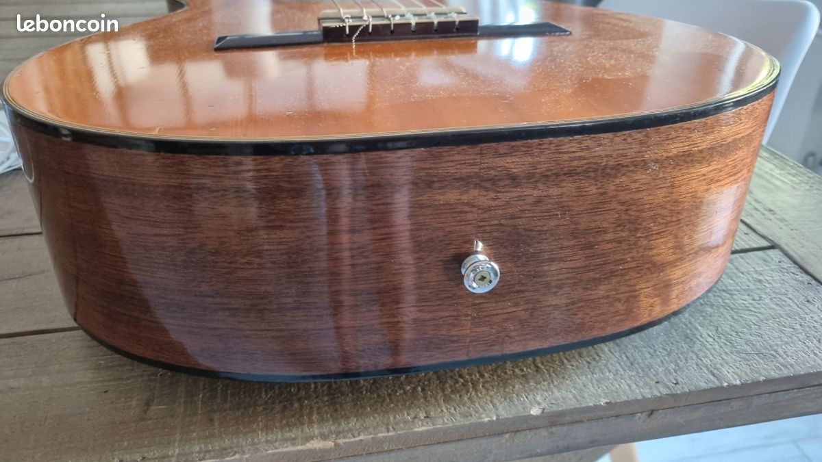 Guitare Classique Japonaise (image 13)