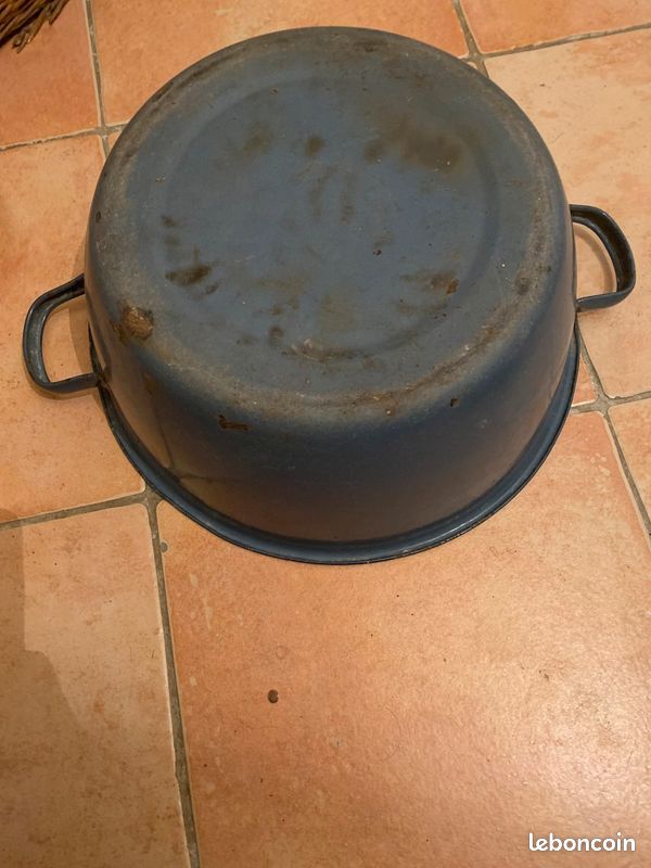 Bassine émaillée (image 2)