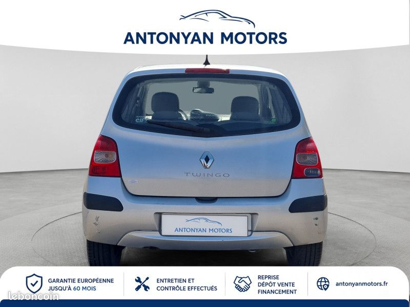 Renault TWINGO II 1.2 16V 75CH DYNAMIQUE (image 6)