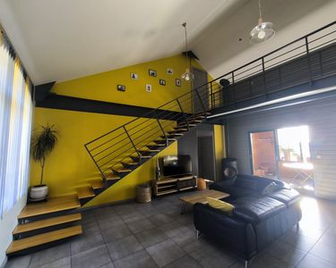 Superbe loft lumieux