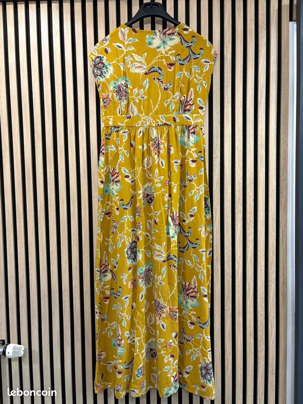 Robe Longue Jaune Floral Iseult Taille 38 - été Légère En Rayonne - Très Bon état Occasion