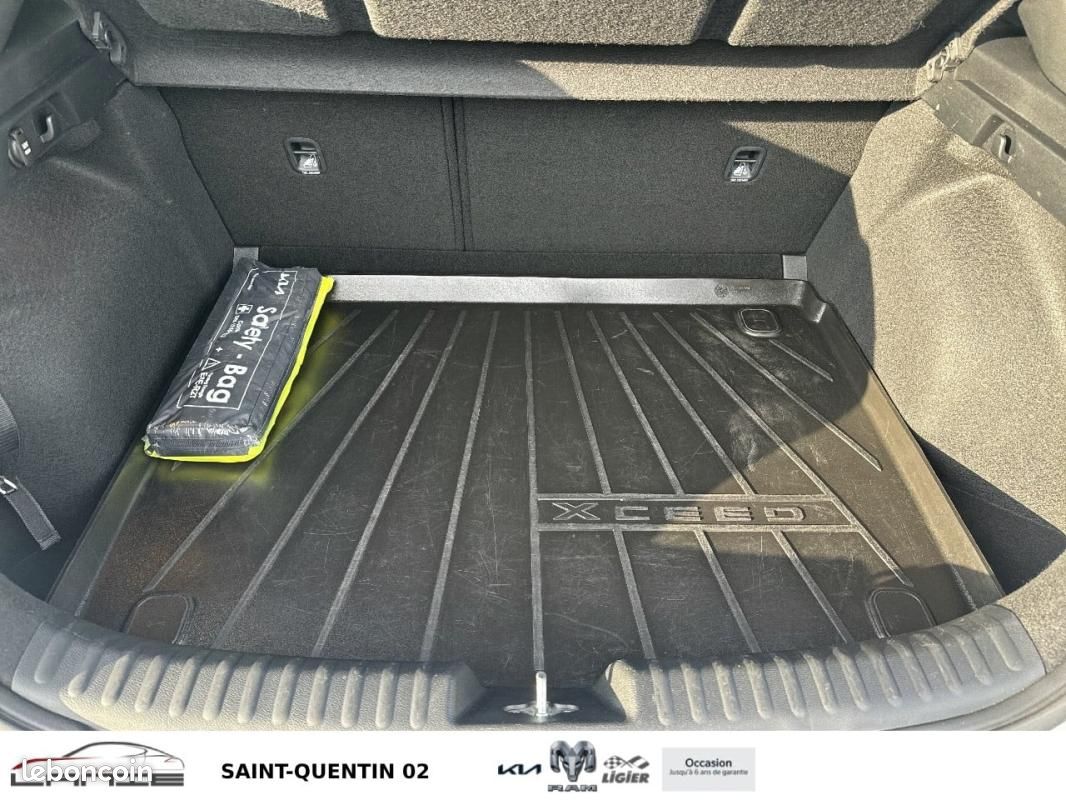 Kia Xceed 1.6 CRDi 136 ch ISG MHEV iBVM6 Active (image 14)