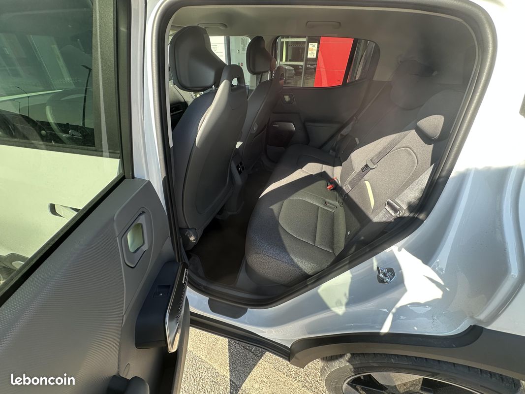 KIA EV2 107,8 kW (145 ch) Autonomie Standard 42.2 kWh Earth (image 29)