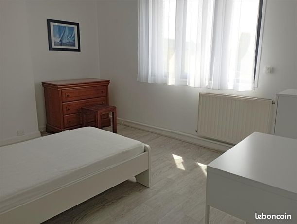 Chambre 1 pièce 16 m²