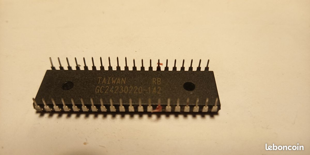 Stroboscope CONTEST STB 520 : Circuit integré DMX (image 2)