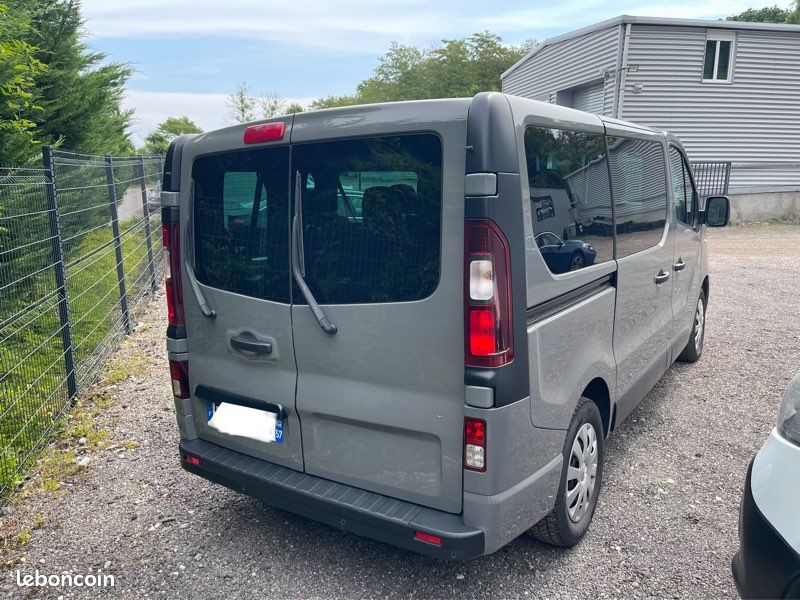 Opel vivaro 9 places (image 3)