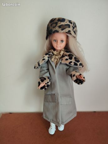 ANCIENNE POUPÉE CATHIE Bella ? Vêtement Manteau