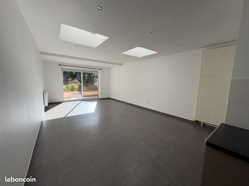 Appartement 3 pièces 68 m² · à Lille · 68 m² · 910 €/mois