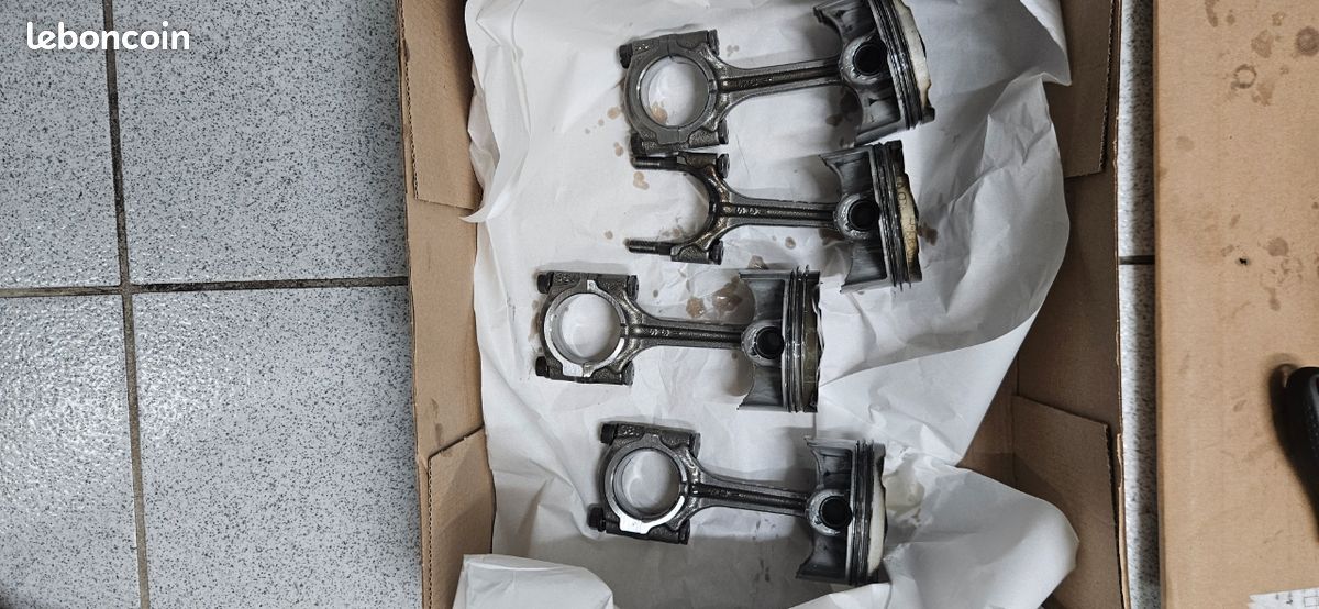 Pistons / Bieles R6 (image 1)