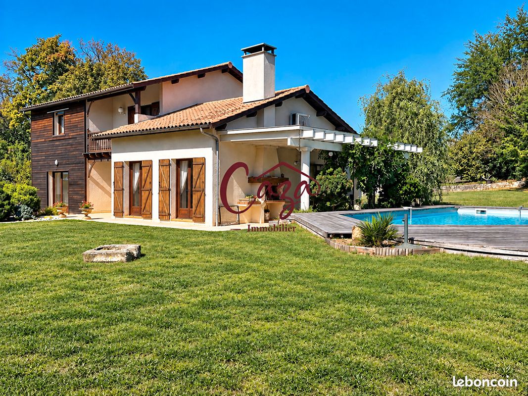 Maison 7 pièces 196 m² · à Latresne · 196 m² · 690 000 €