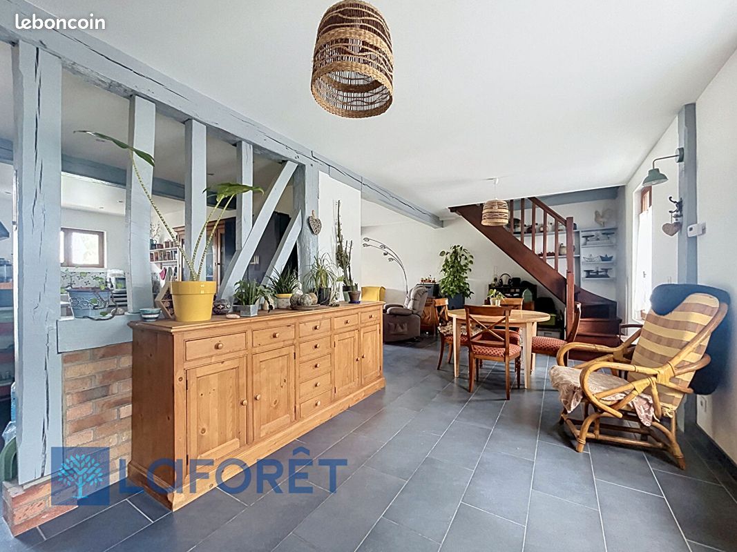 Maison 5 pièces 134 m² · à La Bonneville-sur-Iton · 134 m² · 223 000 €