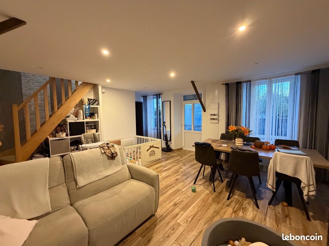 Maison 5 pièces 80 m² · à Pontivy · 80 m² · 990 €/mois