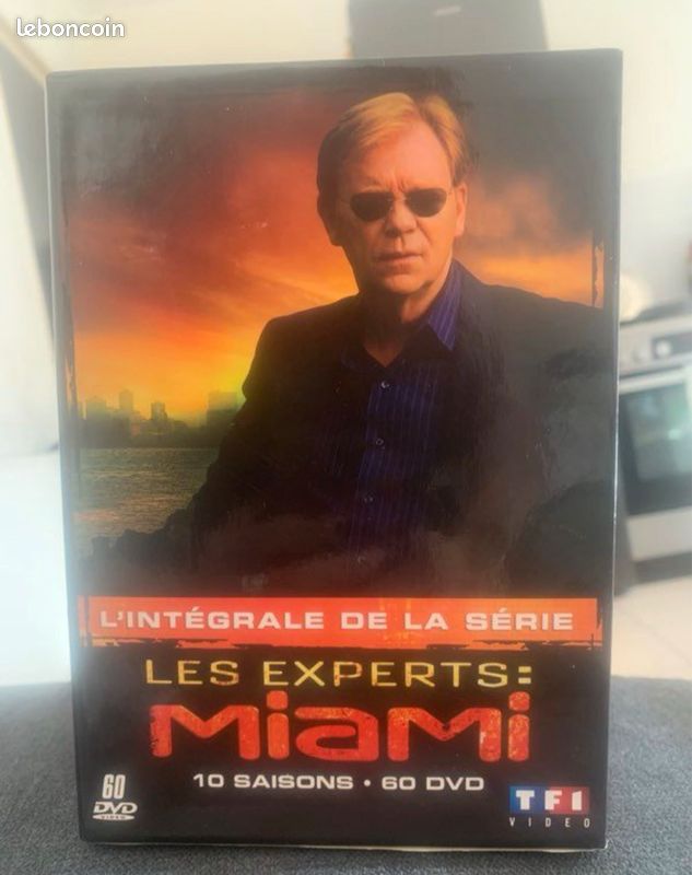 Coffret DVD LES EXPERTS MIAMI (image 1)