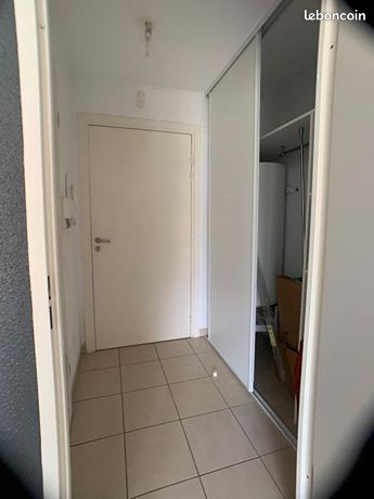 https://img.leboncoin.fr/api/v1/lbcpb1/images/96/d2/dc/96d2dc2d520a5b2f92a3fab1740660203734d900.jpg?rule=ad-image