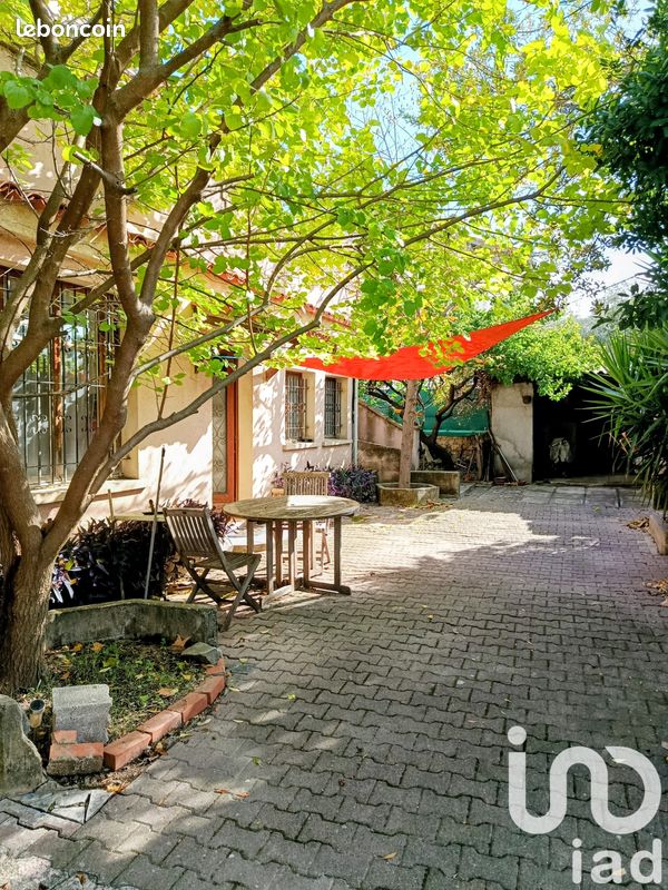Maison 8 pièces 178 m² · à Aubagne · 178 m² · 345 000 €