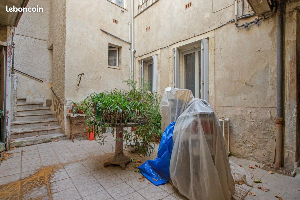 Appartement 1 pièce 30 m² · à Nîmes · 30 m² · 86 000 €