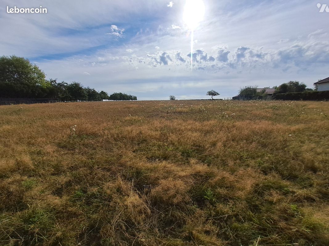 Terrain 907 m² · à Barbery · 907 m² · 45 000 €