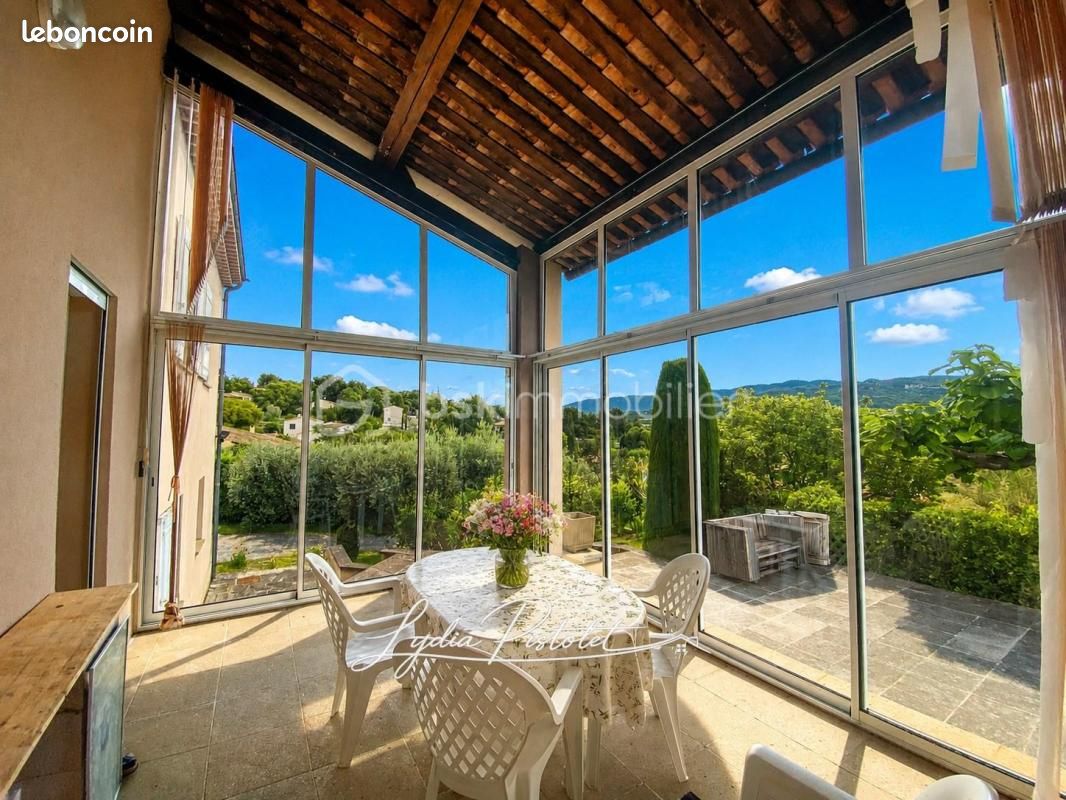 Maison 8 pièces 167 m² · à Apt · 167 m² · 598 000 €