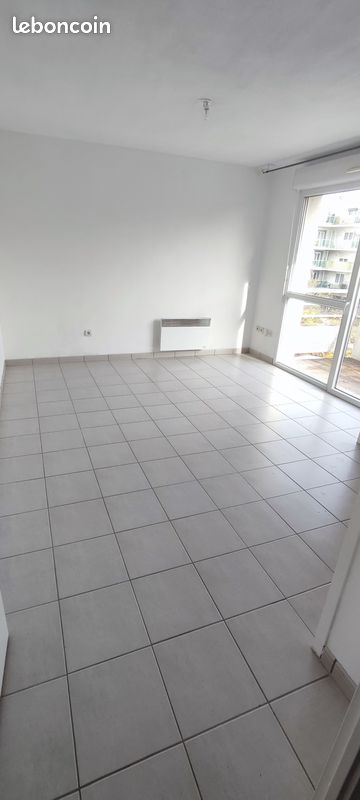 Appartement 1 pièce 23 m² · à Villenave-d'Ornon · 23 m² · 335 €/mois
