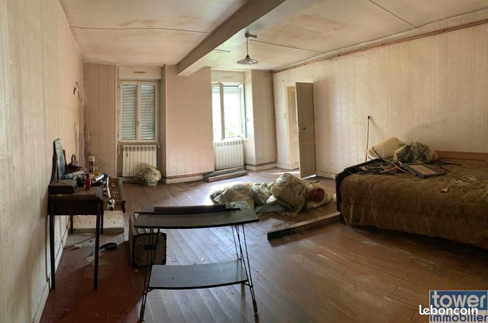 Propriété 3 pièces 100 m²
