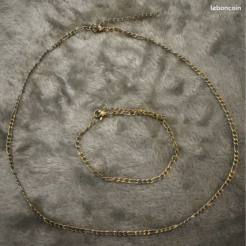 Lot De 4 Bracelets Femme Chaînettes En Acier Inoxydable Doré Or - Neuf Sans Emballage