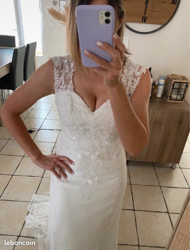 Robe de mariée ivoire satinée (image 3)
