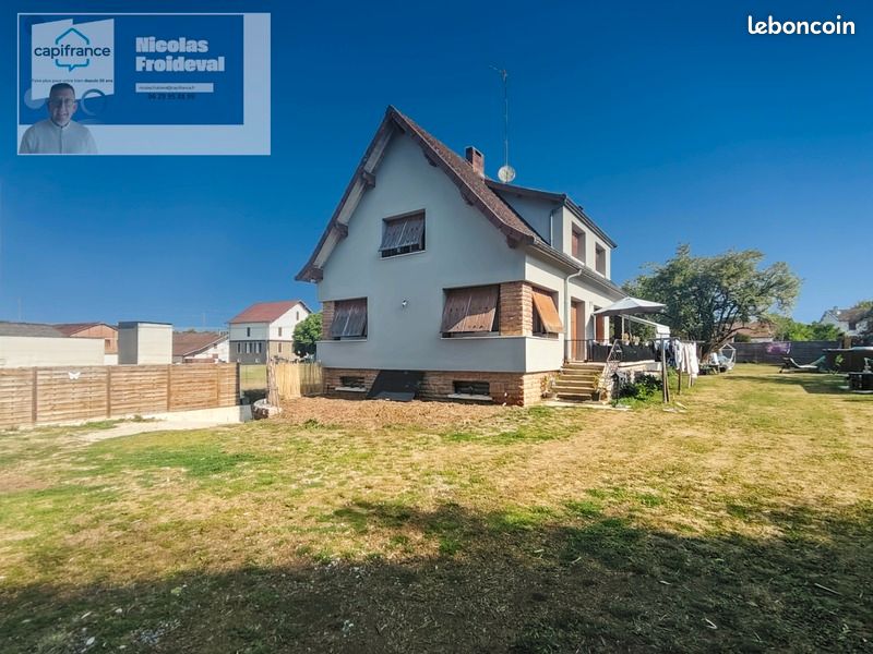 Maison 7 pièces 178 m² · à Cousance · 178 m² · 280 000 €