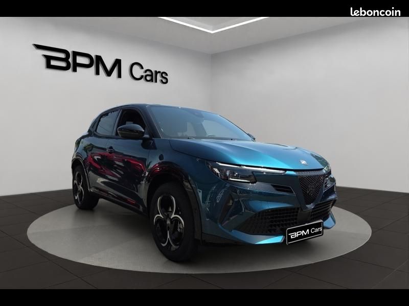 Alfa romeo Junior 1.2 Ibrida 136ch Premium DCT6 Q4 (image 3)
