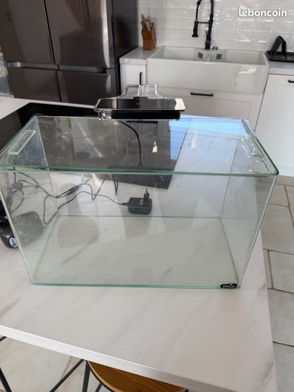 Aquarium (image 1)