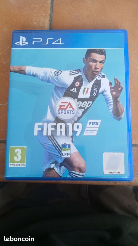 Jeux de Playstation 4 FIFA 19 (image 1)