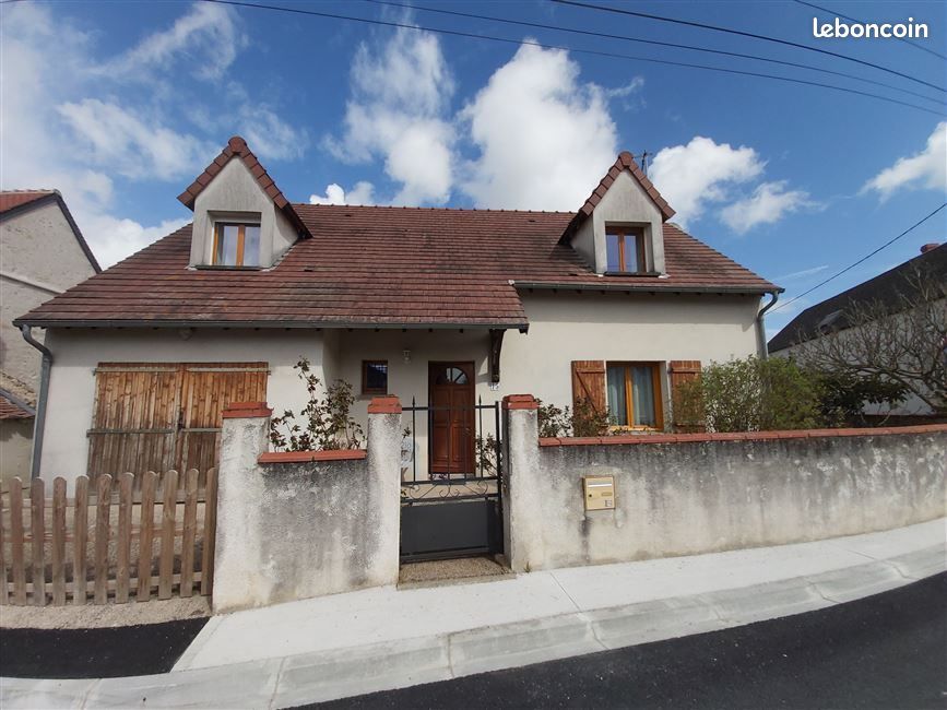 Maison 5 pièces 121 m² · à Cléry-Saint-André · 121 m² · 230 000 €