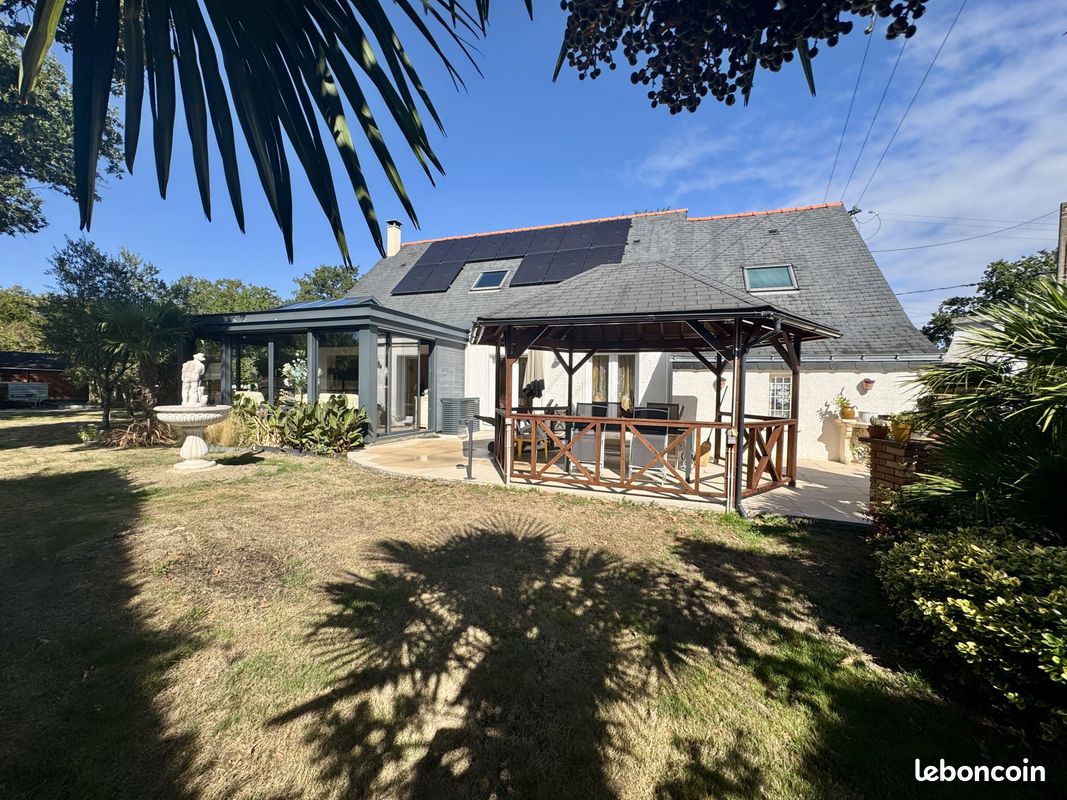 Maison 8 pièces 170 m² · à La Chapelle-des-Marais · 170 m² · 483 000 €