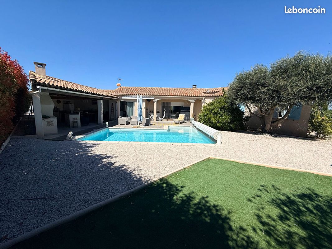 Maison 6 pièces 156 m² · à Montblanc · 156 m² · 479 000 €
